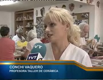 Imagen de Casi un centenar de personas mayores toman parte en el Taller de Cerámica de Conchi Vaquero