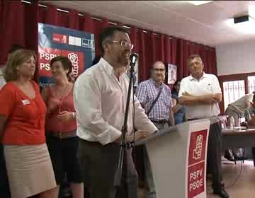 Imagen de Manuel Pineda, Secretario General Comarcal del PSPV-PSOE en el congreso celebrado en Torrevieja