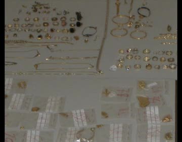 Imagen de Intervenidas por la Guardia Civil 300 piezas de joyería en Torrevieja