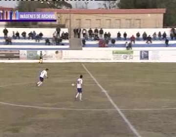 Imagen de El FC Torrevieja perdió por 1-0 ante el Denia en el estadio Diego Mena Cuesta