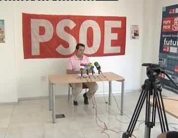 Imagen de El PSOE pide al PP que baje las tasas que pagan los taxistas de Torrevieja
