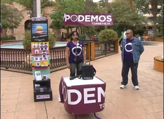 Imagen de Podemos Torrevieja sale a la calle para informar a los ciudadanos