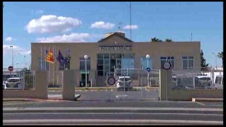 Imagen de La Policía Local de Torrevieja accederá a la jornada laboral del 7x7