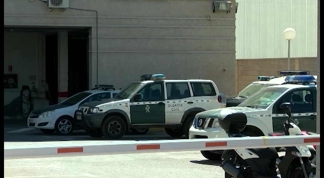 Imagen de La Guardia Civil detiene en Torrevieja a un hombre por intentar matar a su pareja con una catana