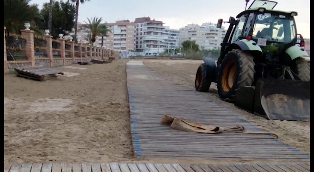 Imagen de Nuevas pasarelas de acceso en tres playas de Torrevieja
