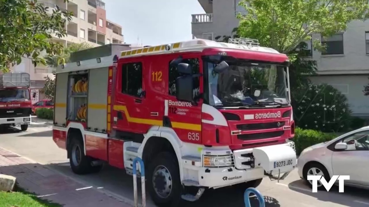 Imagen de Incendio en una vivienda en La Mata, con dos afectados por el humo