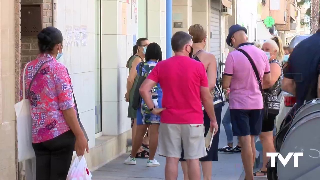 Imagen de Un nuevo brote en Torrevieja con tres casos de origen social en la última jornada