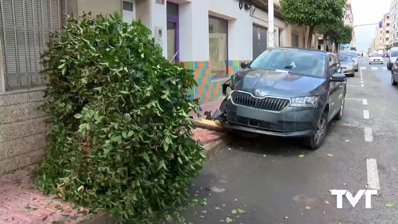 Imagen de Colisión múltiple con tres vehículos en la Avenida Villa Madrid