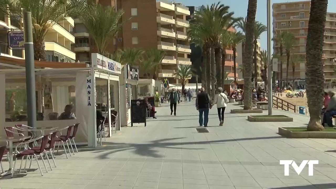 Imagen de Torrevieja, el municipio de la comarca donde más desciende el paro en el mes de mayo