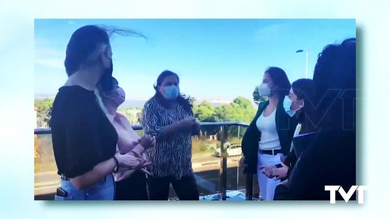 Imagen de Primera toma de contacto del Jurado con las candidatas a Reina y Damas de la Sal