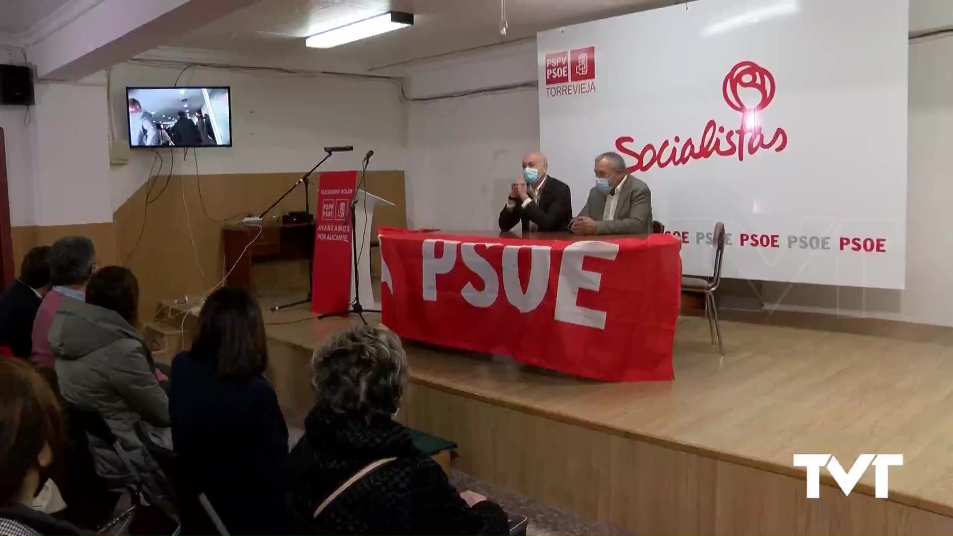 Imagen de Militantes socialistas participan en el encuentro comarcal celebrado en la sede del PSOE Torrevieja