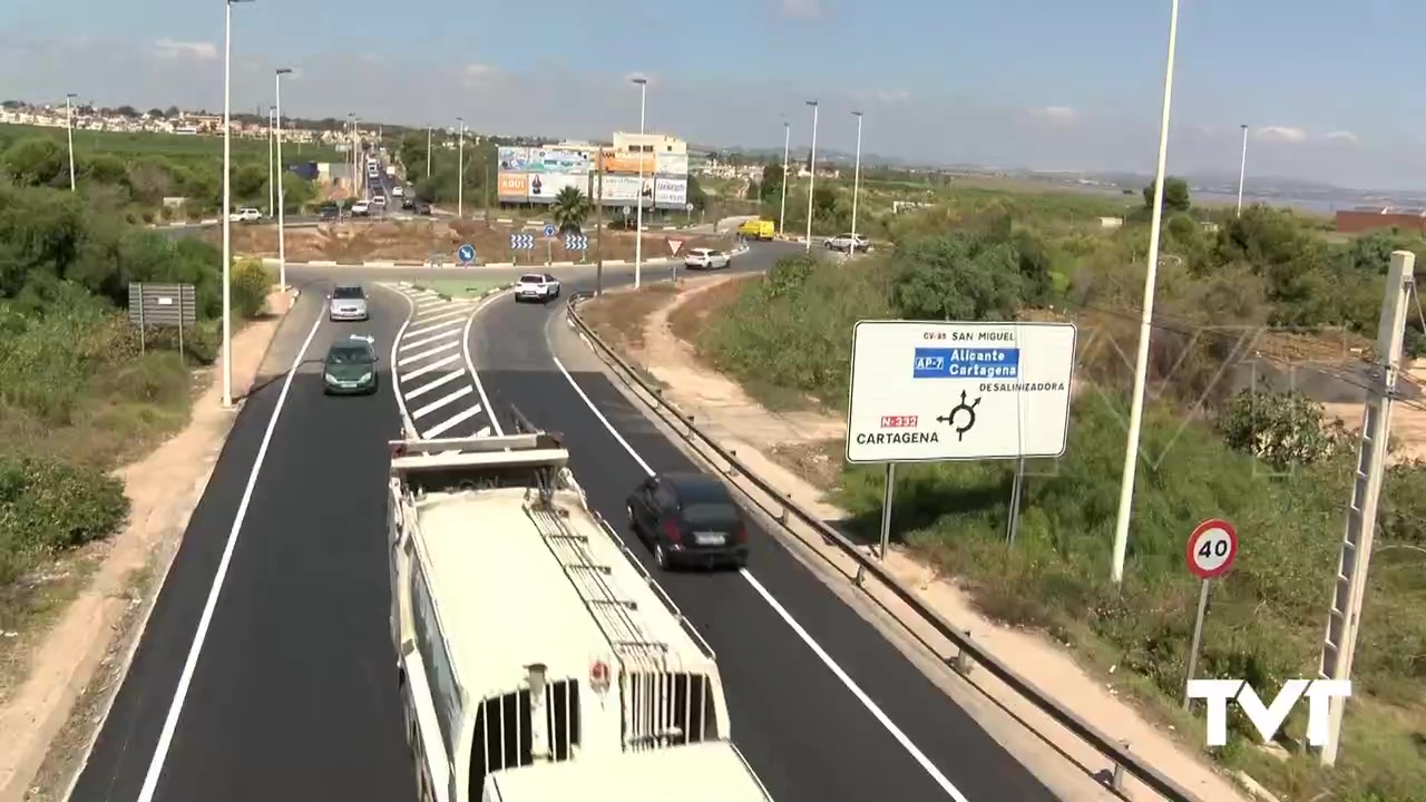 Imagen de Décadas sufriendo la saturación de tráfico e inseguridad vial en la CV 95 a su paso por Torrevieja