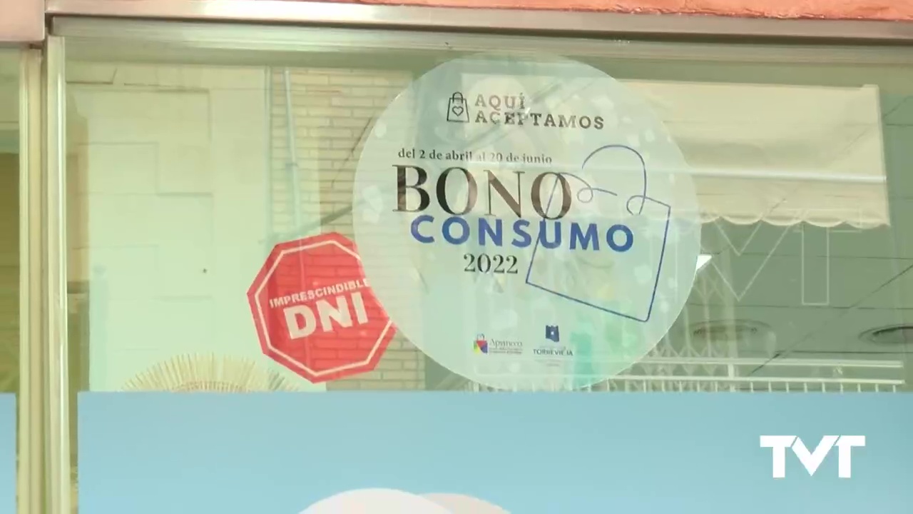 Imagen de Material escolar y algún que otro capricho: así gastan los torrevejenses el quinto «bonoconsumo»