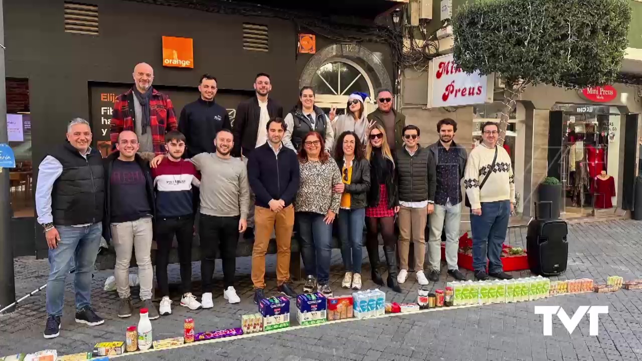 Imagen de Los jóvenes de NNGG del PP recaudan 350 kg de alimentos para Alimentos Solidarios