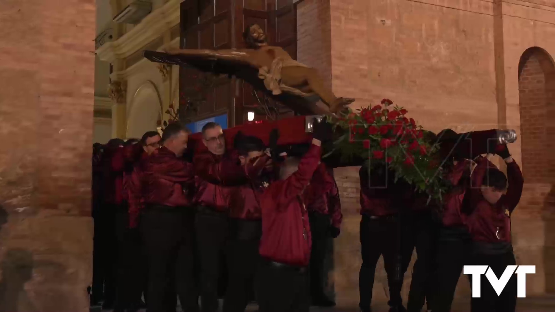 Imagen de Solemne Vía Crucis al Calvario con la imagen del Cristo Crucificado 