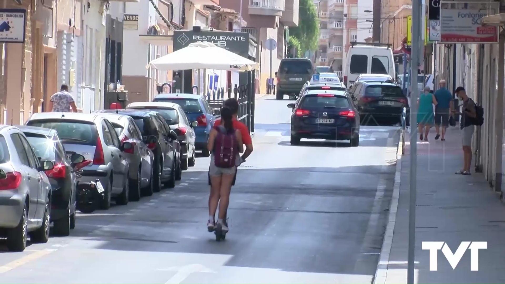 Imagen de Comienzan los controles policiales de circulación de patinetes eléctricos en Torrevieja. Las sanciones por infracción pueden oscilar entre los 80 y los 1000 euros