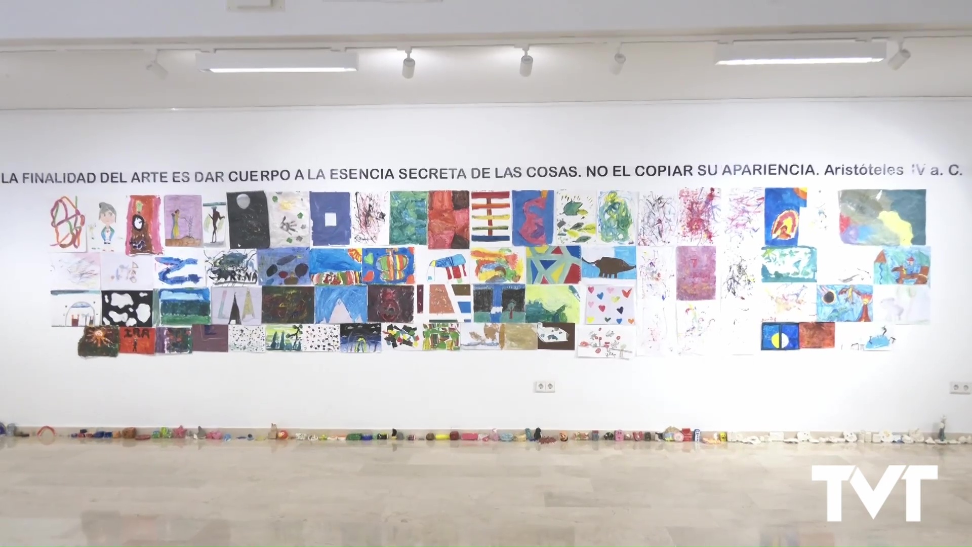 Imagen de El CCVC nos muestra los trabajos de alumnos de infantil de la escuela municipal de pintura «El arte y la humanidad» 