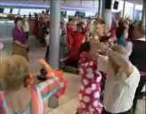 Imagen de 300 Alumnos Del Curso De Sevillanas De La Tercera Edad Calientan Motores Para La Feria De Mayo