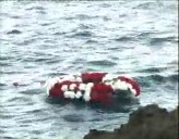 Imagen de Cientos De Personas Participan En La Ofrenda Floral En Honor A Los Pescadores Difuntos