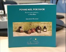 Imagen de Jesucristo Riquelme Presenta Un Libro De Recetas De Cocina A Beneficio De Apanee Y Afa Torrevieja