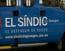 Imagen de El Bus Del Sindic Realiza 37 Consultas En Torrevieja