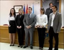 Imagen de Entrega Del Broche De Oro A Reina Y Damas De La Sal De Torrevieja