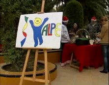 Imagen de Los Jóvenes Del Centro Alpe Exponen Al Público Su Mercadillo Navideño