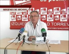 Imagen de Iu Pide A Camps Que Renuncie A La Propuesta De Nombramiento De Hijo Adoptivo De Torrevieja