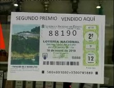 Imagen de La Admon Nº 4 De Torrevieja Entregó Un Millon De Euros Al 88.190 De La Loteria Nacional