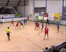 Imagen de El Bm. Torrevieja Se Enfrenta Al Pilotes Posada En Un Partido De Puro Trámite