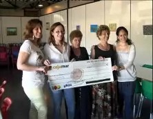 Imagen de Raquel Peña Entrega Los 2000 Euros De Recaudación De Un Espectáculo De Baile A Afa Torrevieja