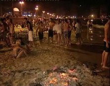 Imagen de Torrevieja Recibe El Verano En La Noche De San Juan Con Un Castillo Piromusical