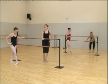 Imagen de Continúan Con Éxito Los Curso De Verano De Ballet En El Centro Cultural Virgen Del Carmen 