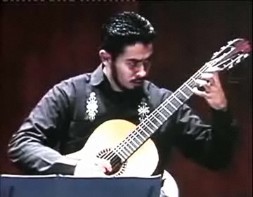 Imagen de El Mexicano Raúl Reyes Ofrece Un Recital De Guitarra En El Palacio De La Musica
