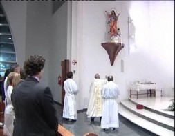 Imagen de La Virgen De La Asuncion Ya Ocupa Un Lugar En El Altar Mayor Del Sagrado Corazon