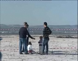 Imagen de Mas De Un Centenar De Voluntarios Participiarion En La Revegetacion Del Parque Natural.