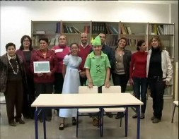 Imagen de Cp Ciudad Del Mar Entrega Lo Recaudado Con La Ibra Peter Pan A Alimentos Solidarios