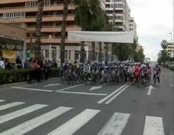 Imagen de El Club Ciclista Torrevieja Homenajeo A Manuel Salinas Canovas En La Xiv Carrera Ciclista