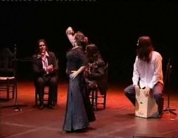 Imagen de El Grupo Amanecer Flamenco Fusiona En Torrevieja La Danza Y El Teatro En Un Único Espectaculo