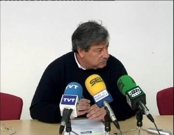 Imagen de Manuel Vera Tacha De Ineficaz Política A La Subdelegada De Gobierno En La Provincia