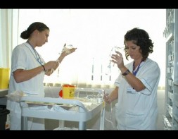 Imagen de Más De Un Centenar De Profesionales De Enfermería Se Forman En El Departamento De Salud Torrevieja