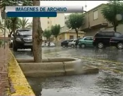 Imagen de Una Intensa Tormenta Despierta A Torrevieja