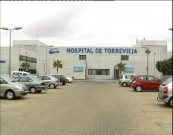 Imagen de El Hospital De Torrevieja Investiga La Mejora Del Tratamiento De Pacientes Con Cáncer Colorrectal