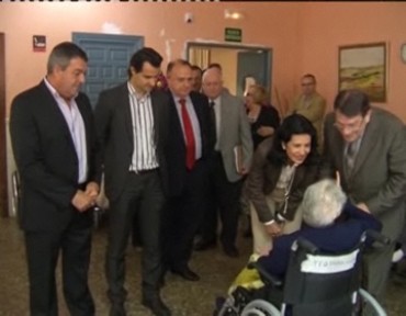 Imagen de Angelica Such Visito La Residencia De Personas Mayores Dependientes De Torrevieja