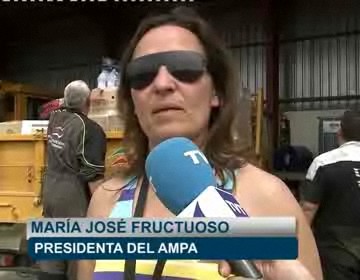 Imagen de La Ampa Del Colegio Público Inmaculada Envía A Lorca Un Camión Con Ropa, Comida Y Dinero