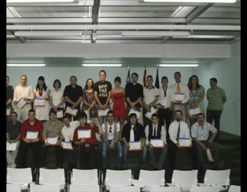 Imagen de Entregados En El Cdt Los Diplomas De Los Cursos De Formación Profesional Para El Empleo