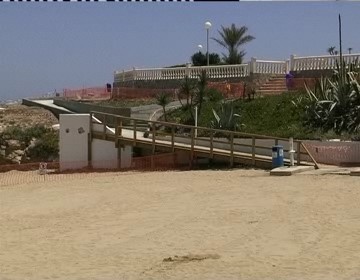 Imagen de El Club Náutico Y 3 Playas De Torrevieja Consiguen Banderas Q