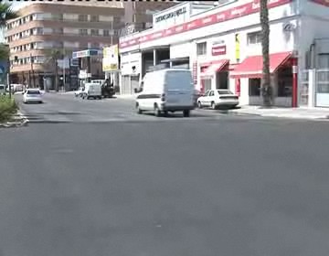 Imagen de Comienza El Reasfaltado De La Avenida De Las Cortes Valencianas Y En La Avenida De Las Habaneras