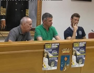 Imagen de El Tenista Juan Carlos Ferrero Presenta En Torrevieja Su Primer Campus De Verano