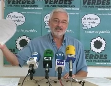 Imagen de Los Verdes Llevan A Pleno El Uso De Los Telefonos Moviles